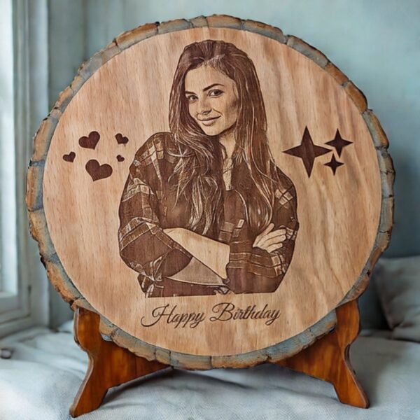 RTGHCRAFT 8-Inch Personalized Wooden Engraved Round Photo Frame - Image 3